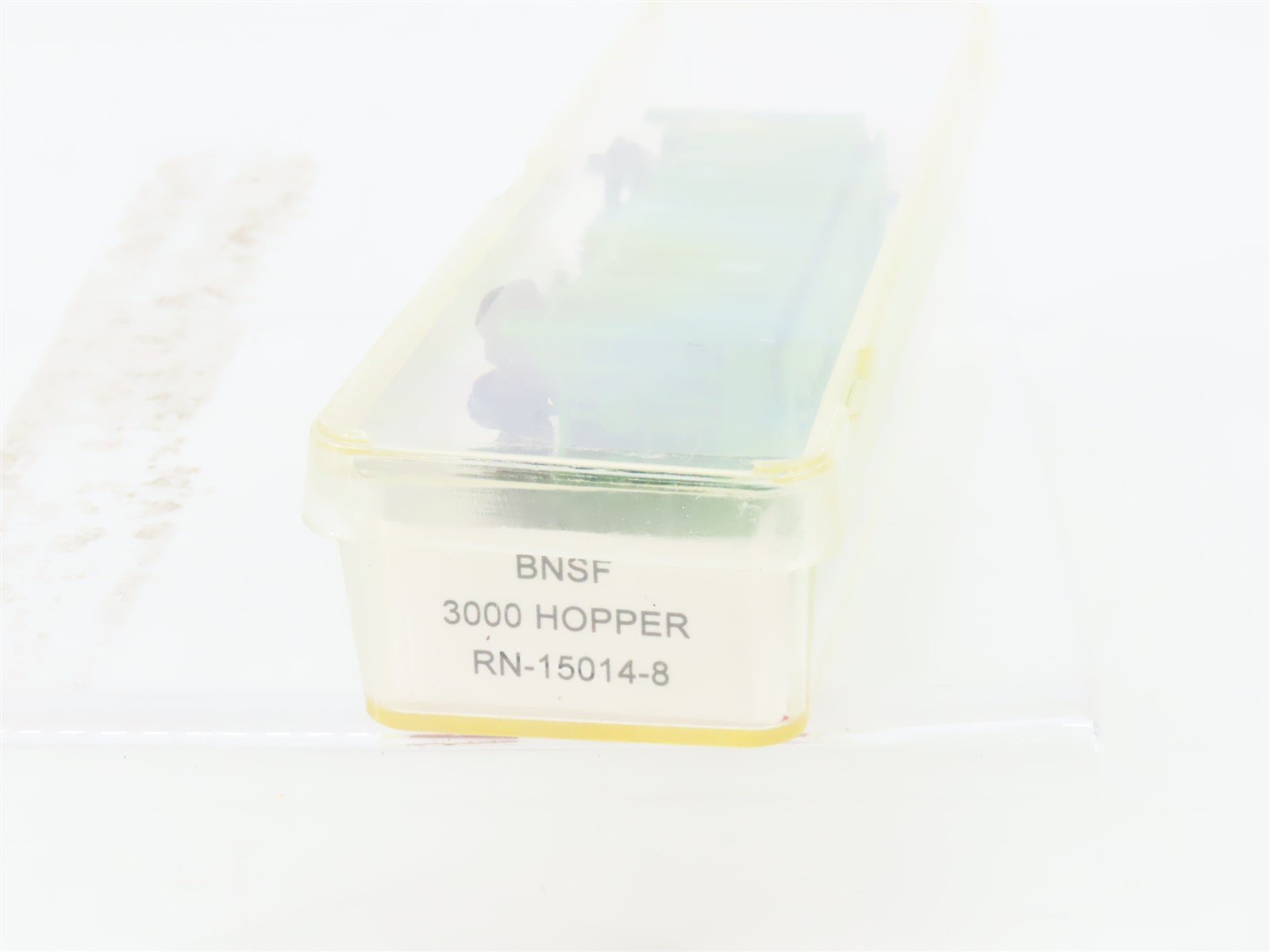 N Scale Red Caboose RN-15014-8 BNSF Railway 2-Bay Covered Hopper #406673