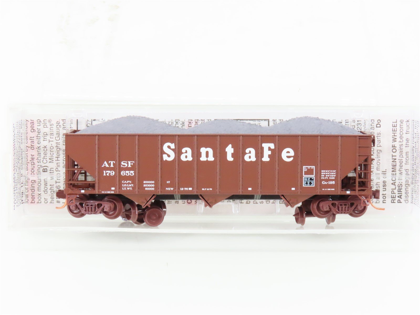 N Scale Micro-Trains MTL 108120.1 ATSF Santa Fe 3-Bay Hopper #179655 w/ Load