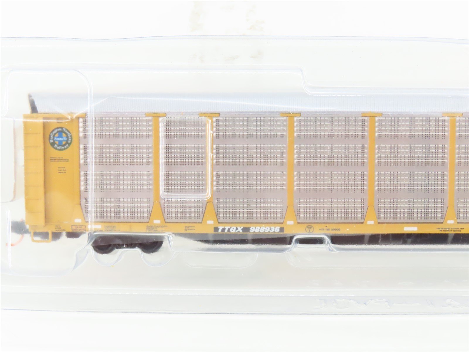 N Red Caboose RM-19007-9 BNSF Railway Bi-Level Auto Rack w/ Closed Ends #988936