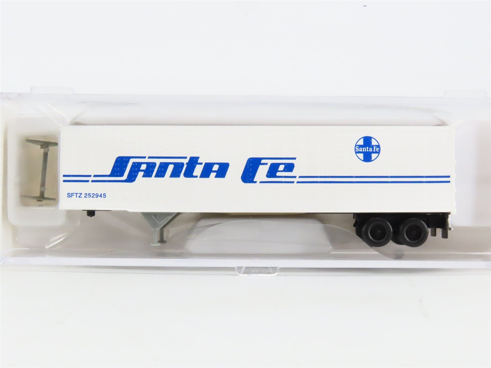N Scale Atlas 29742 SFTZ Santa Fe 45' Pines Trailer #252945