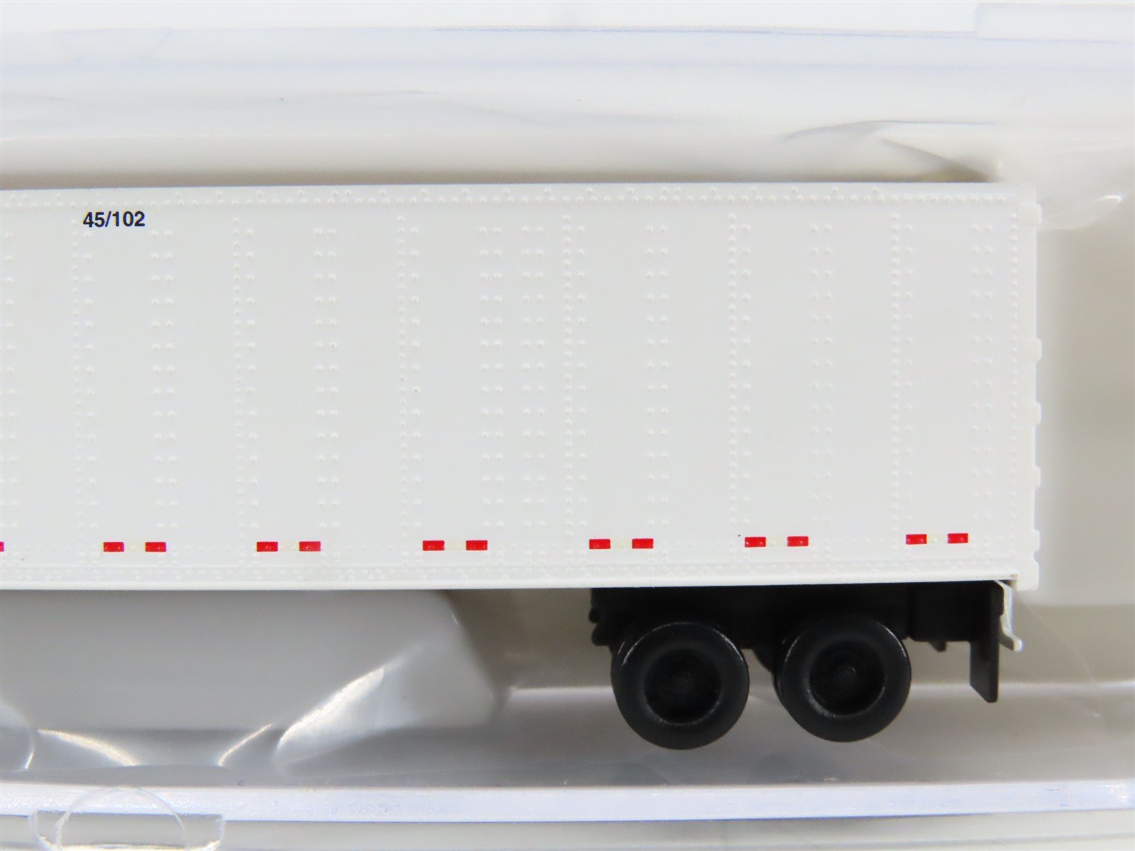 N Atlas 29631 KBSZ Kankakee Beaverville & Southern 45' Pines Trailer #634033