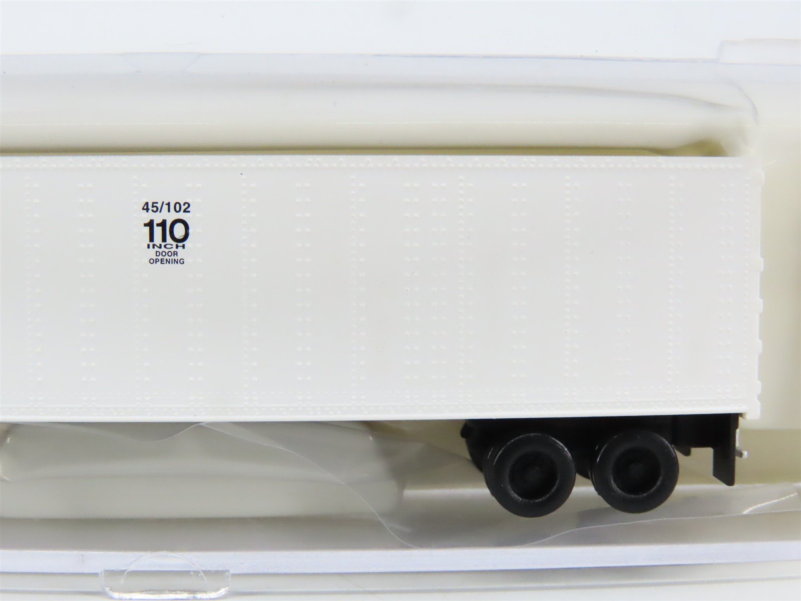 N Scale Atlas 29611 CCEZ Chicago Central & Pacific 45' Pines Trailer #230217