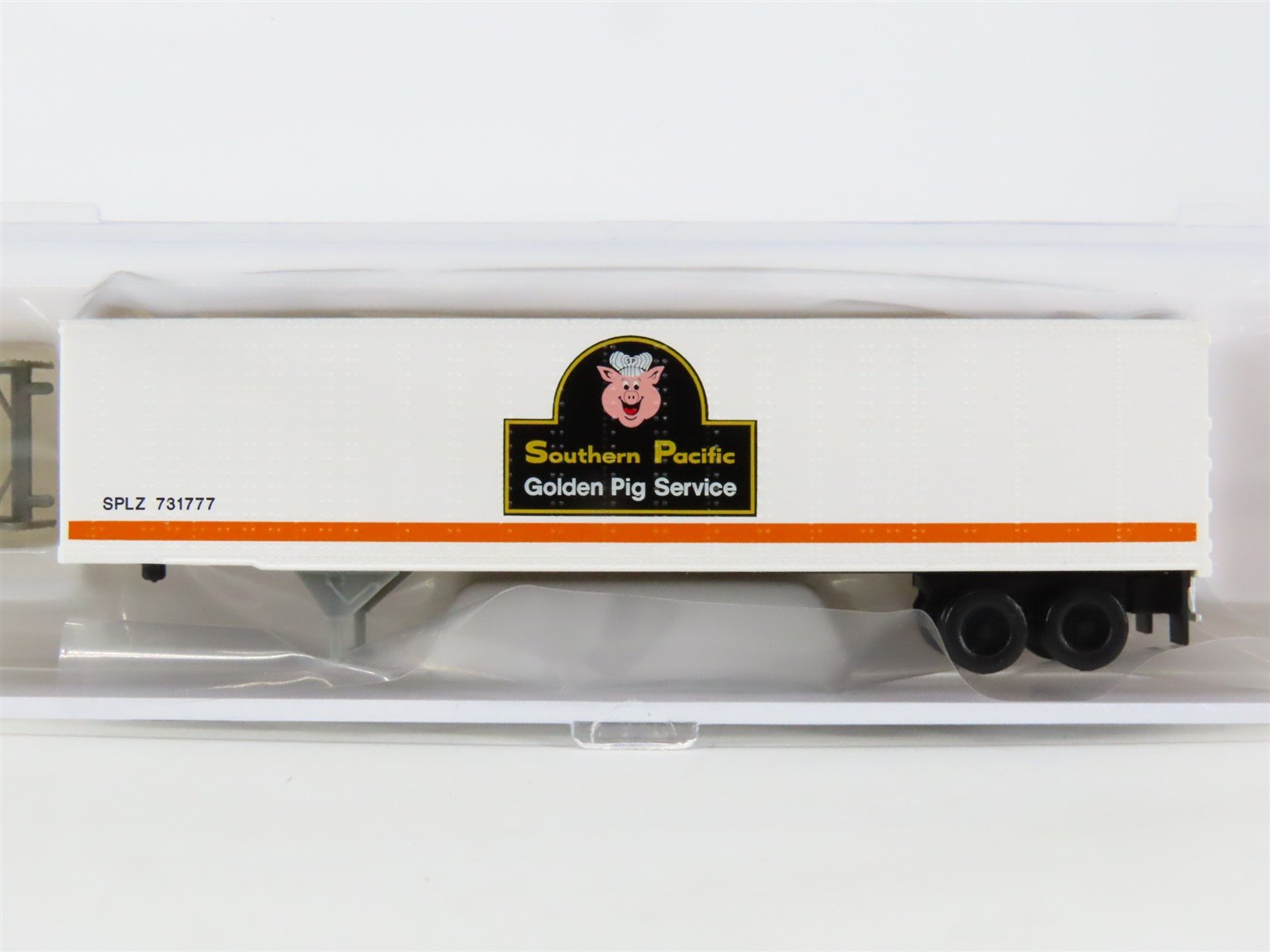 N Scale Atlas 29752 SPLZ Southern Pacific "Golden Pig" 45' Pines Trailer #731777