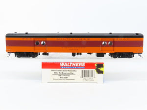 HO Walthers 932-9209 MILW Twin Cities Hiawatha Express Baggage Passenger #1330