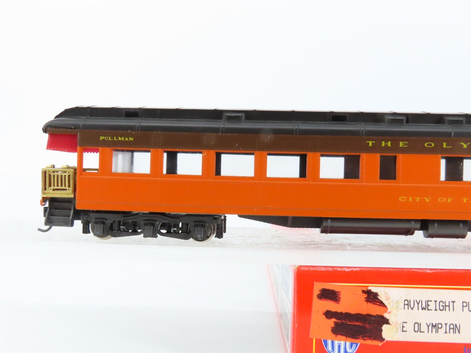 HO Scale IHC/Rivarossi MILW Milwaukee Olympian Hiawatha Observation Passenger