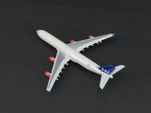 1:500 StarJets SJAS132 Die-Cast SAS Airbus A340-300 Aircraft SE-REA w/ Stand