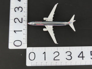 1:400 Gemini Jets GJAAL1140 Die-Cast American Airlines 737-823 Airliner N962AN