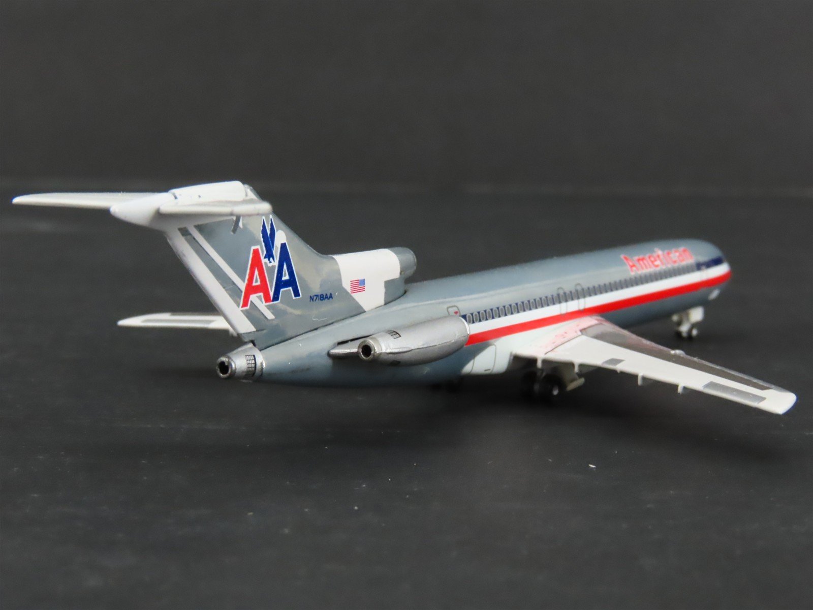 1:400 Gemini Jets GJAAL088 Die-Cast American Airlines 737-227A Airliner N718AA