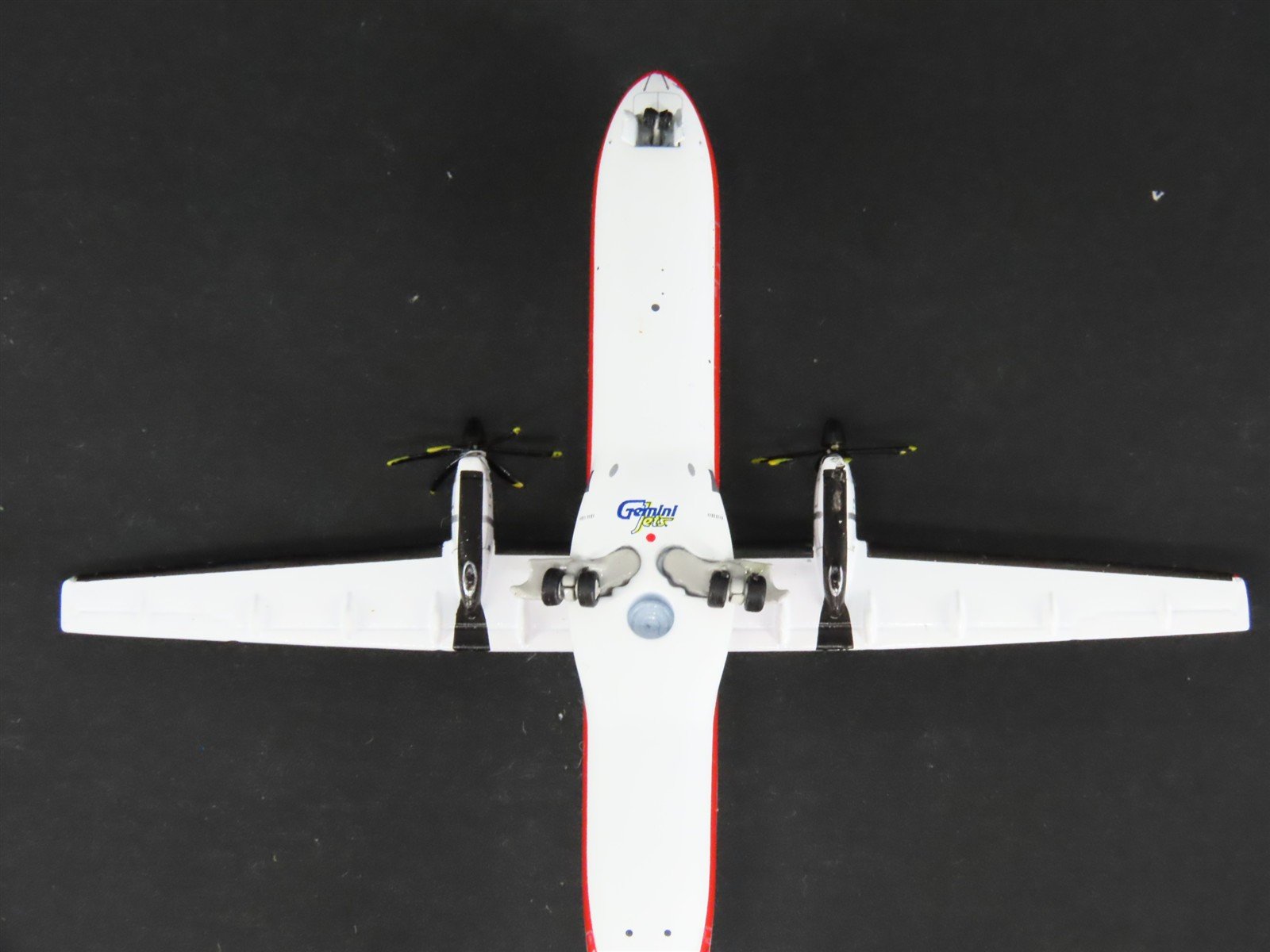 1:400 Gemini Jets GJAAL1033 Die-Cast American Eagle ATR-72-500 Airliner N533AT