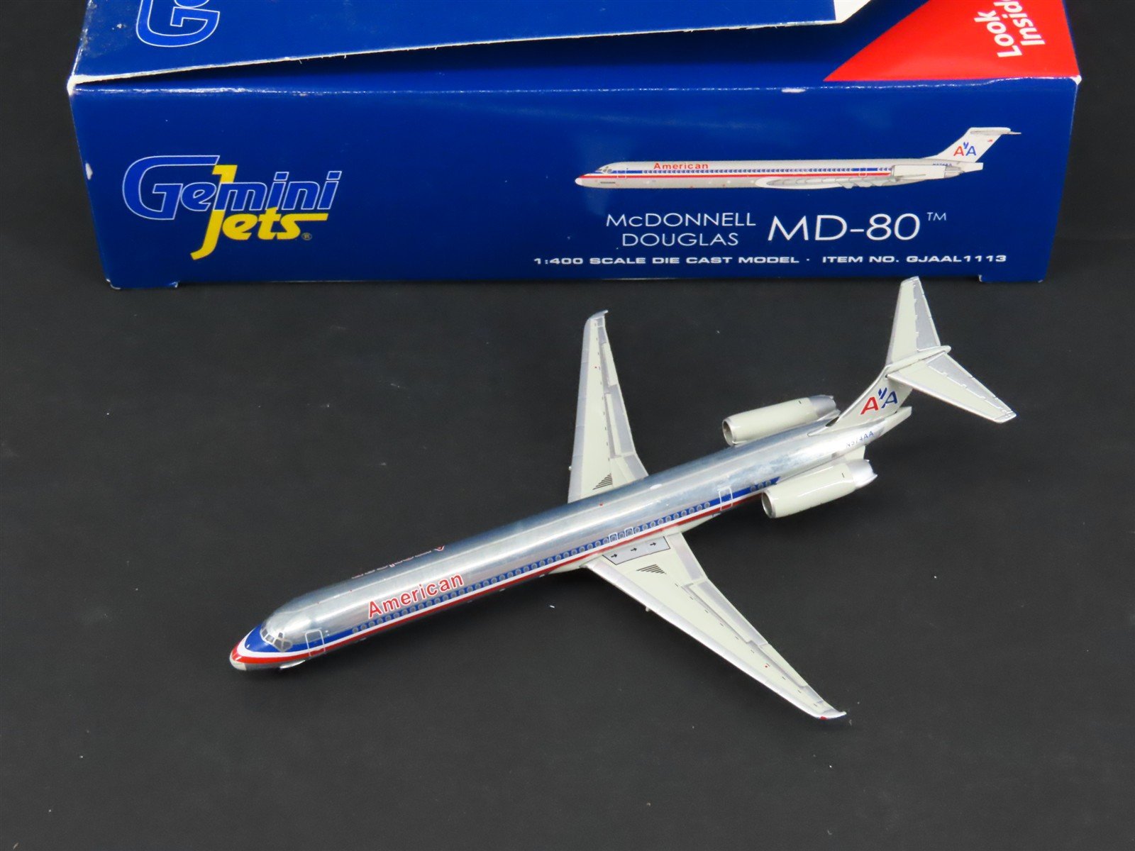 1:400 Gemini Jets GJAAL1113 Die-Cast American Airlines MD-82 Airliner N574AA