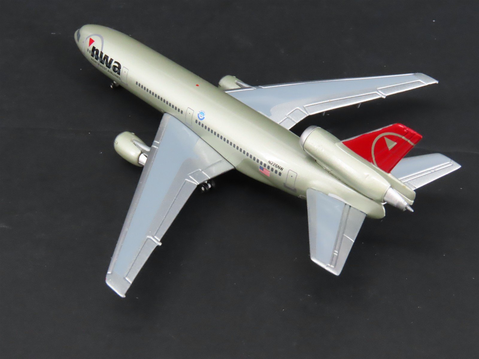 1:400 Gemini Jets II GJNWA404 Die-Cast NWA Northwest MD DC-10-30 Airliner N226NW