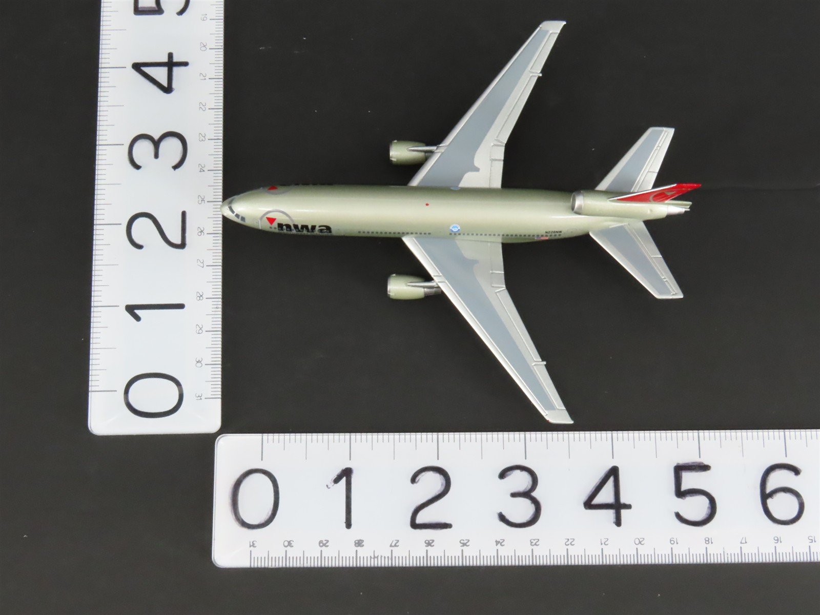 1:400 Gemini Jets II GJNWA404 Die-Cast NWA Northwest MD DC-10-30 Airliner N226NW