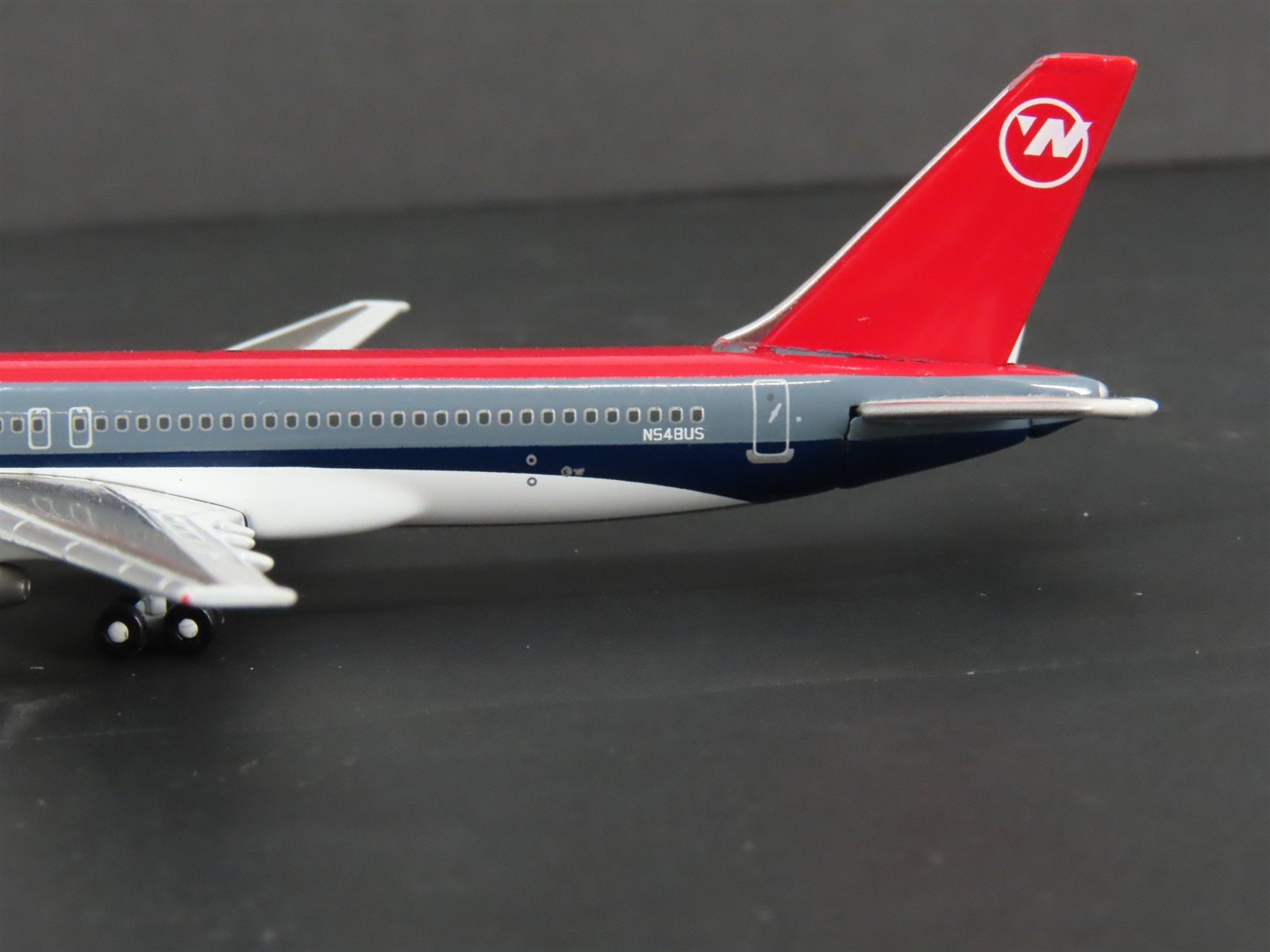 1:400 Gemini Jets GJNWA224 Die-Cast NWA Northwest B757-251 Airliner N548US