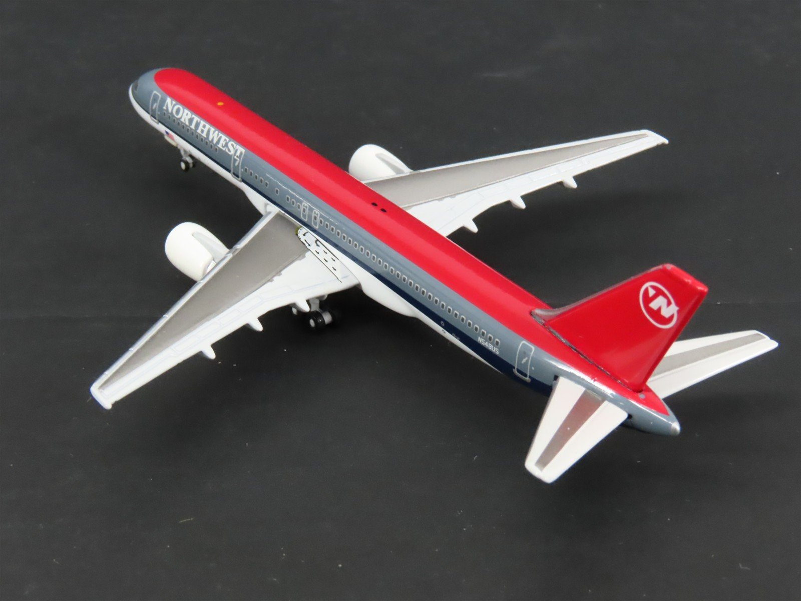 1:400 Gemini Jets GJNWA224 Die-Cast NWA Northwest B757-251 Airliner N548US