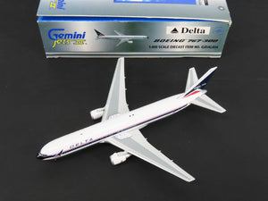 1:400 Gemini Jets II GJDAL454 Die-Cast Delta Boeing B767-332 Airliner N140LL