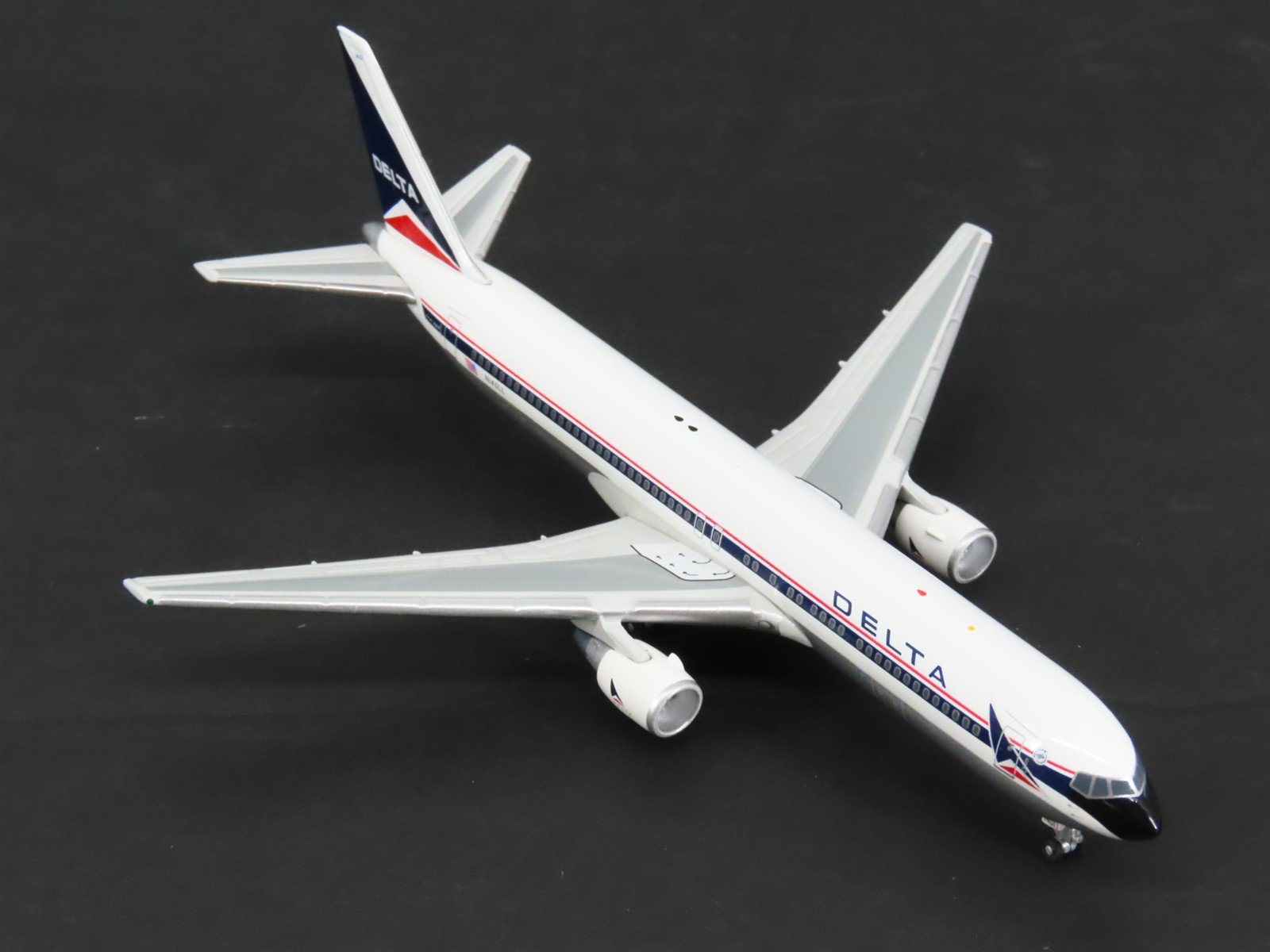 1:400 Gemini Jets II GJDAL454 Die-Cast Delta Boeing B767-332 Airliner N140LL