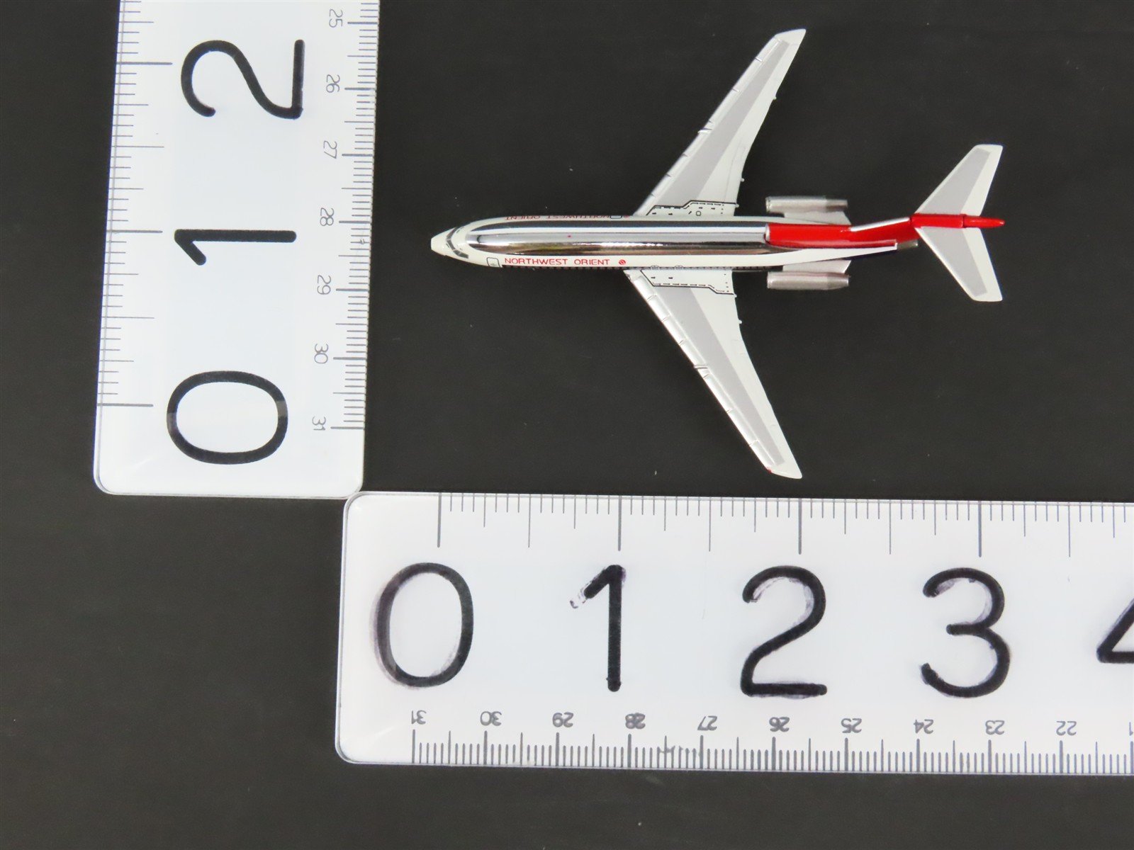 1:500 Schuco StarJets 3557519 Die-Cast NWA Northwest B727-100 Airliner N472US