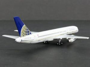 1:400 Scale Gemini Jets GJCOA273 Die-Cast Continental B757-224 Airliner N17128