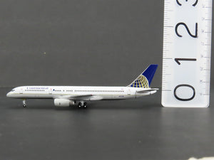 1:400 Scale Gemini Jets GJCOA273 Die-Cast Continental B757-224 Airliner N17128