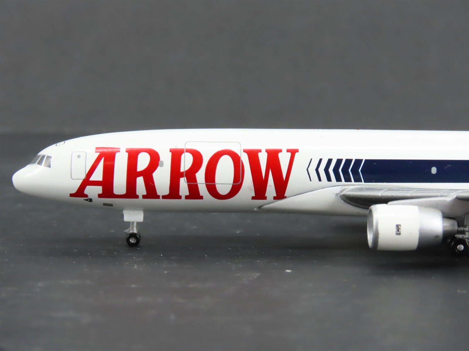1:400 Gemini Jets GJAAPW071 ARROW Lockheed L-1011-385-1-15-200F Airliner N306GB