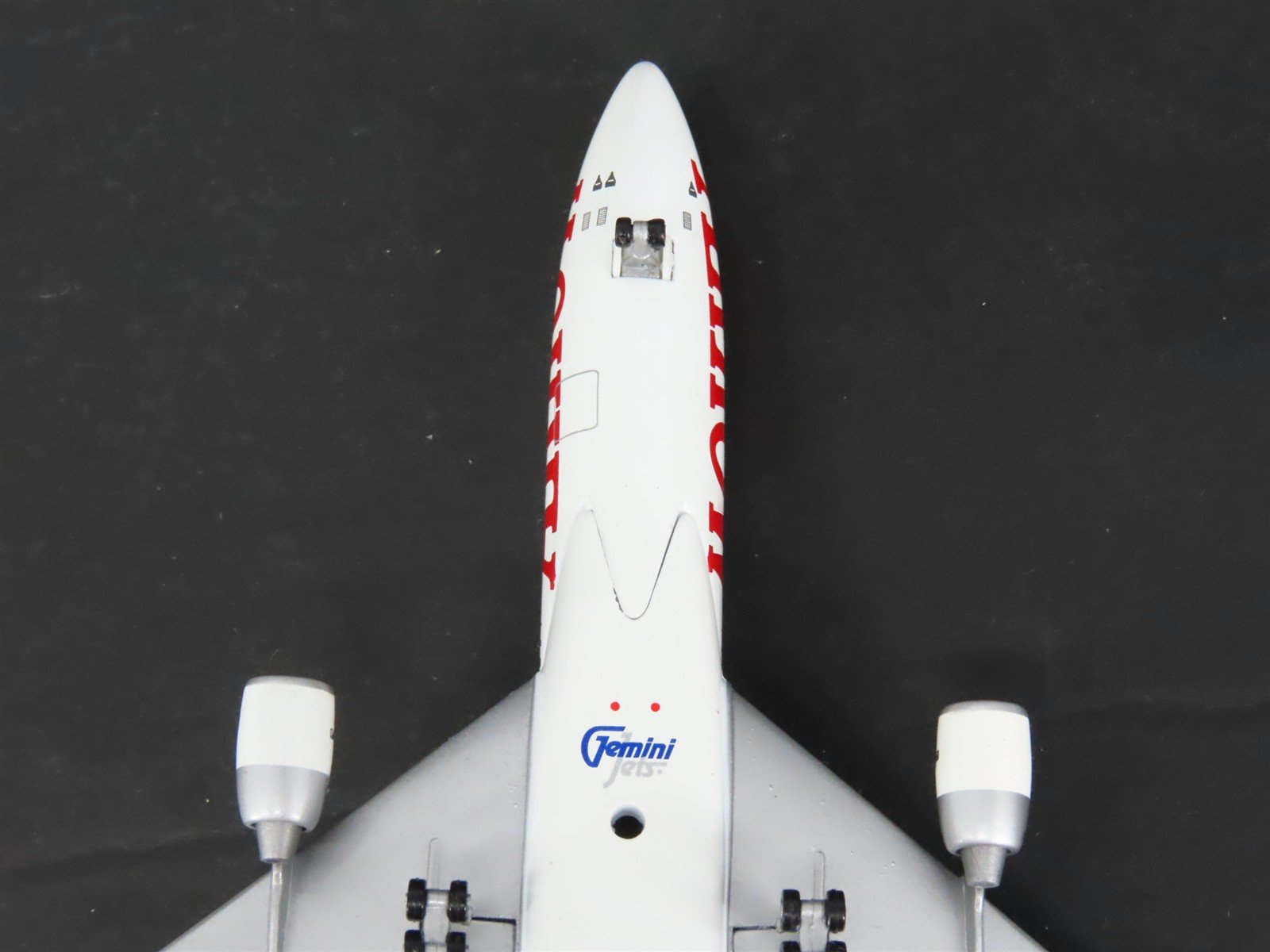 1:400 Gemini Jets GJAAPW071 ARROW Lockheed L-1011-385-1-15-200F Airliner N306GB