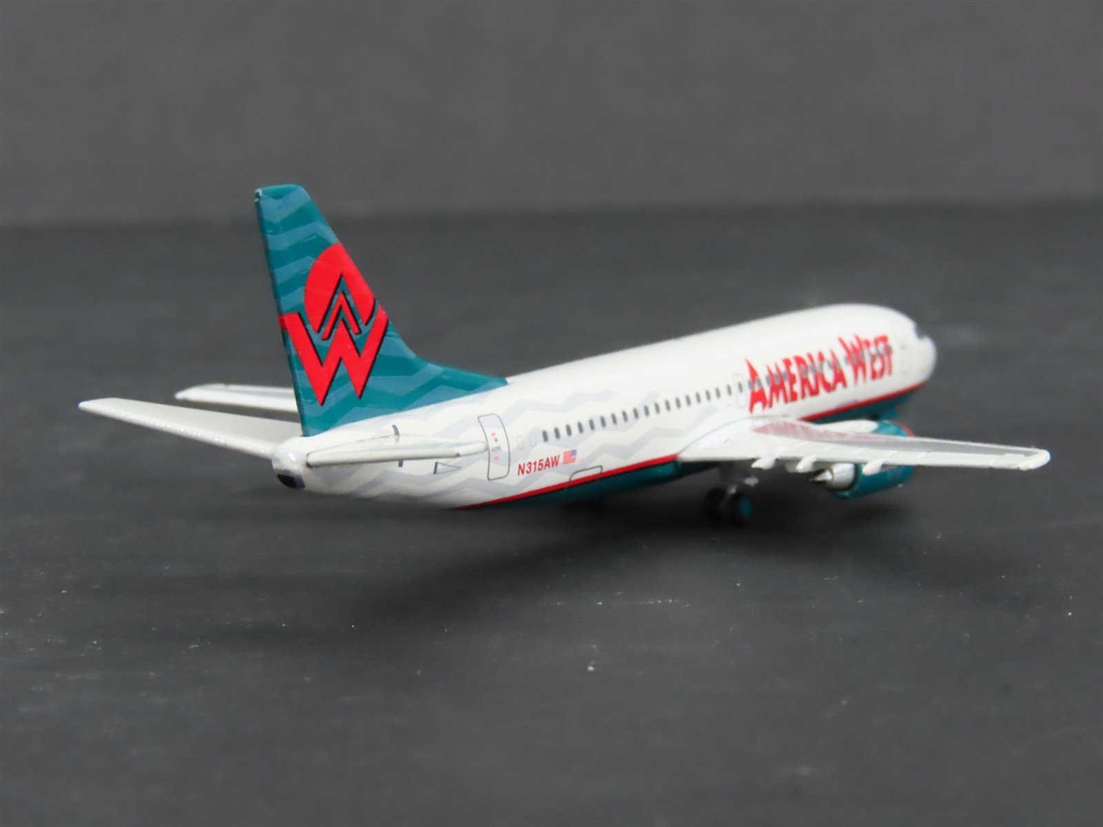 1:400 Scale Gemini Jets GJAWE555 Die-Cast America West B737-300 Airliner N315AW