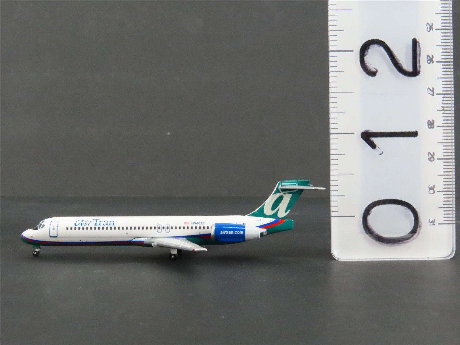1:400 Scale Gemini Jets GJTRS1303 Die-Cast AirTran B717-2BD Airliner N948AT