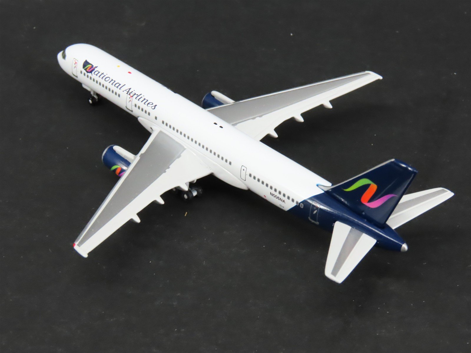 1:400 Scale Gemini Jets GJNAT050 Die-Cast National B757-200 Airliner N506NA