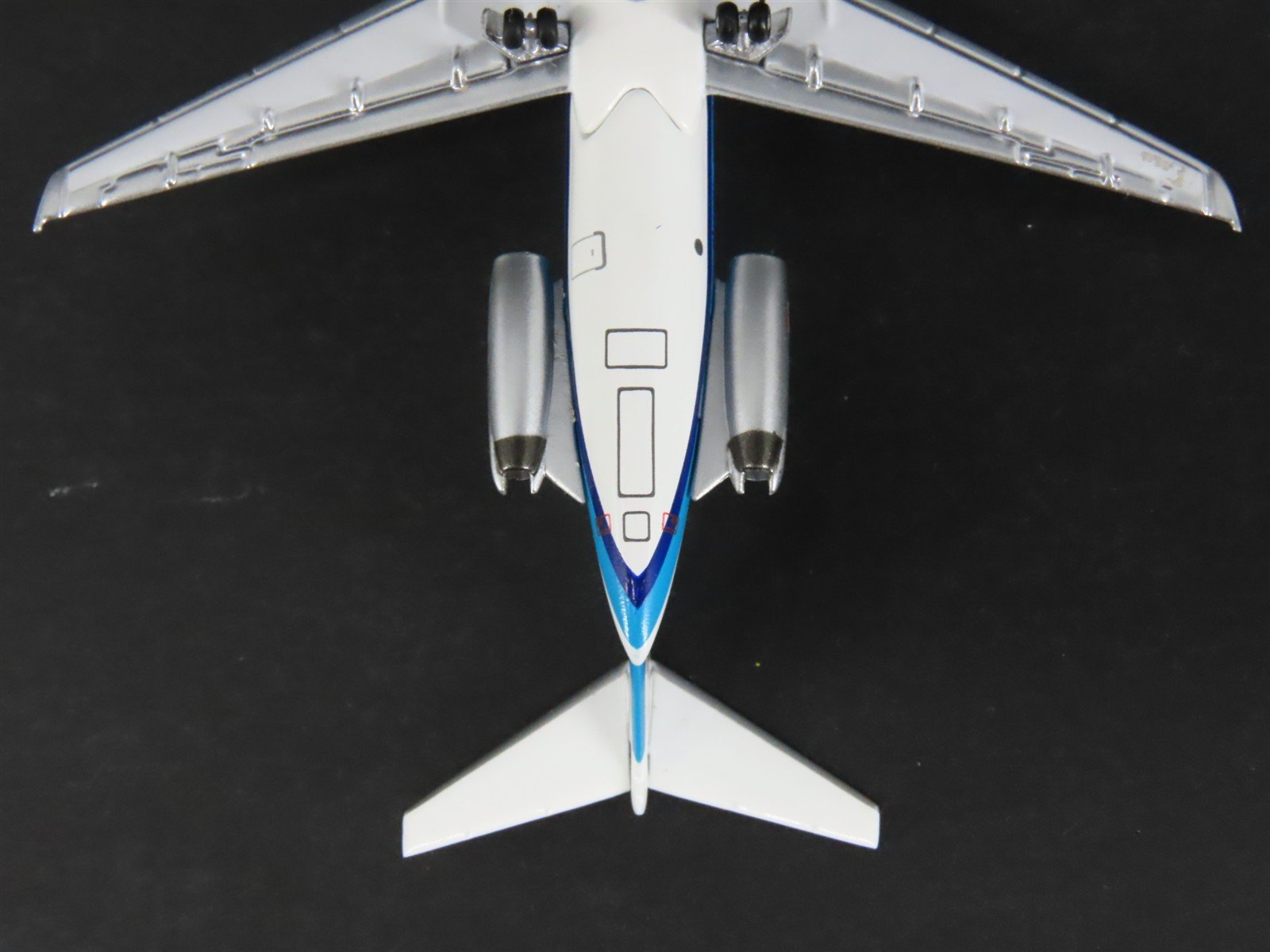 1:400 Scale AeroClassics Die-Cast Republic Douglas DC-9-32 Airliner N922RW