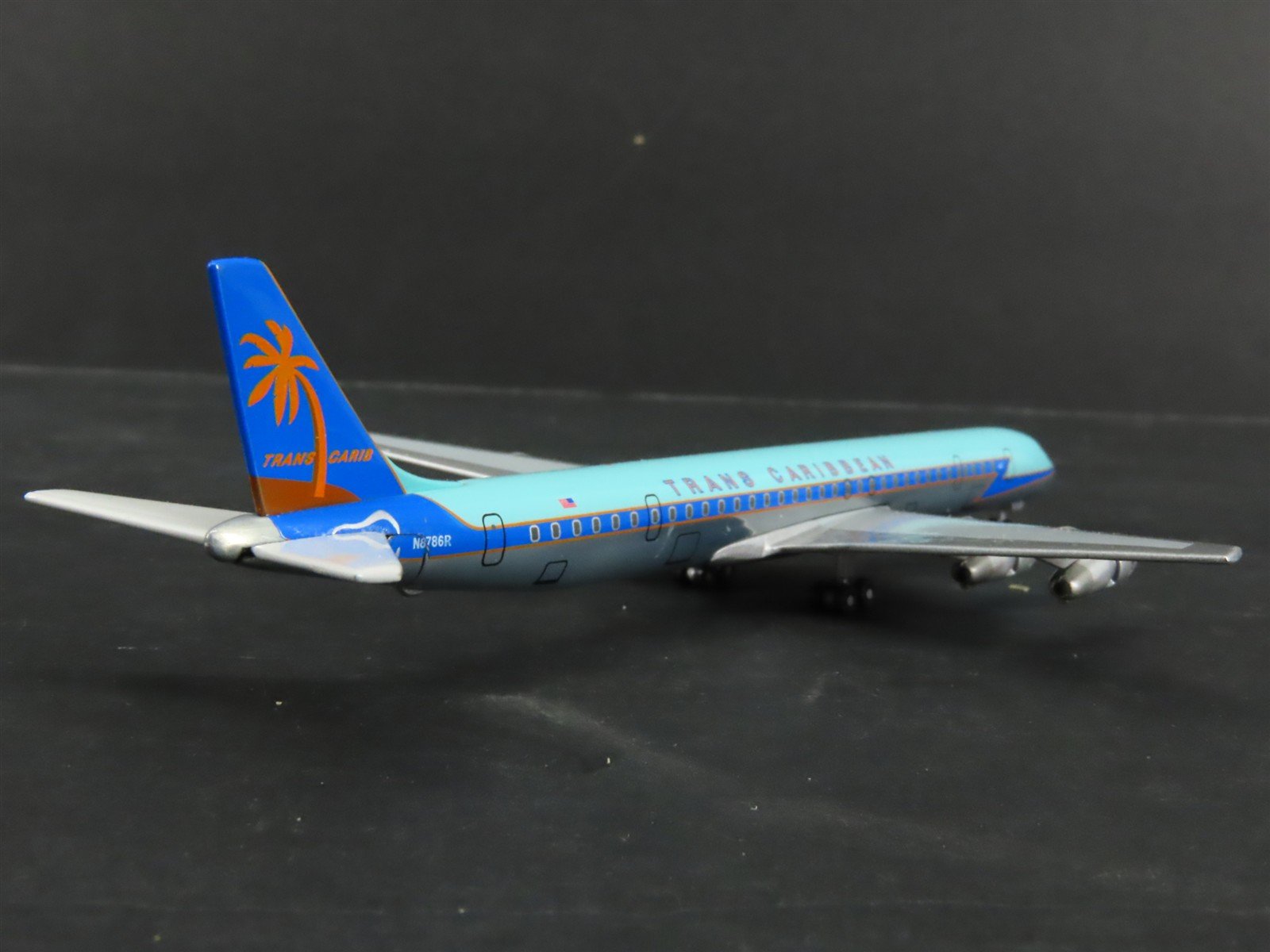1:400 Gemini Jets GJTCA096 Die-Cast Trans Caribbean DC-8-61 Airliner N8786R