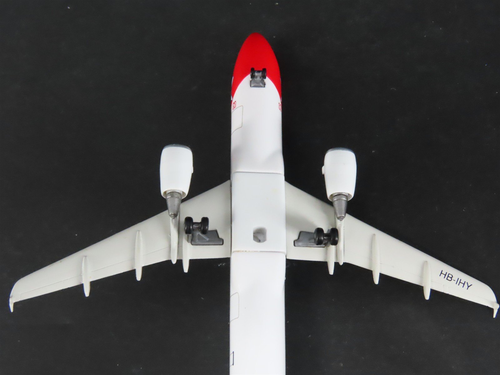 1:400 Dragon Wings Tucano 55302 Die-Cast Edelweiss A320-214 Airliner HB-IHY