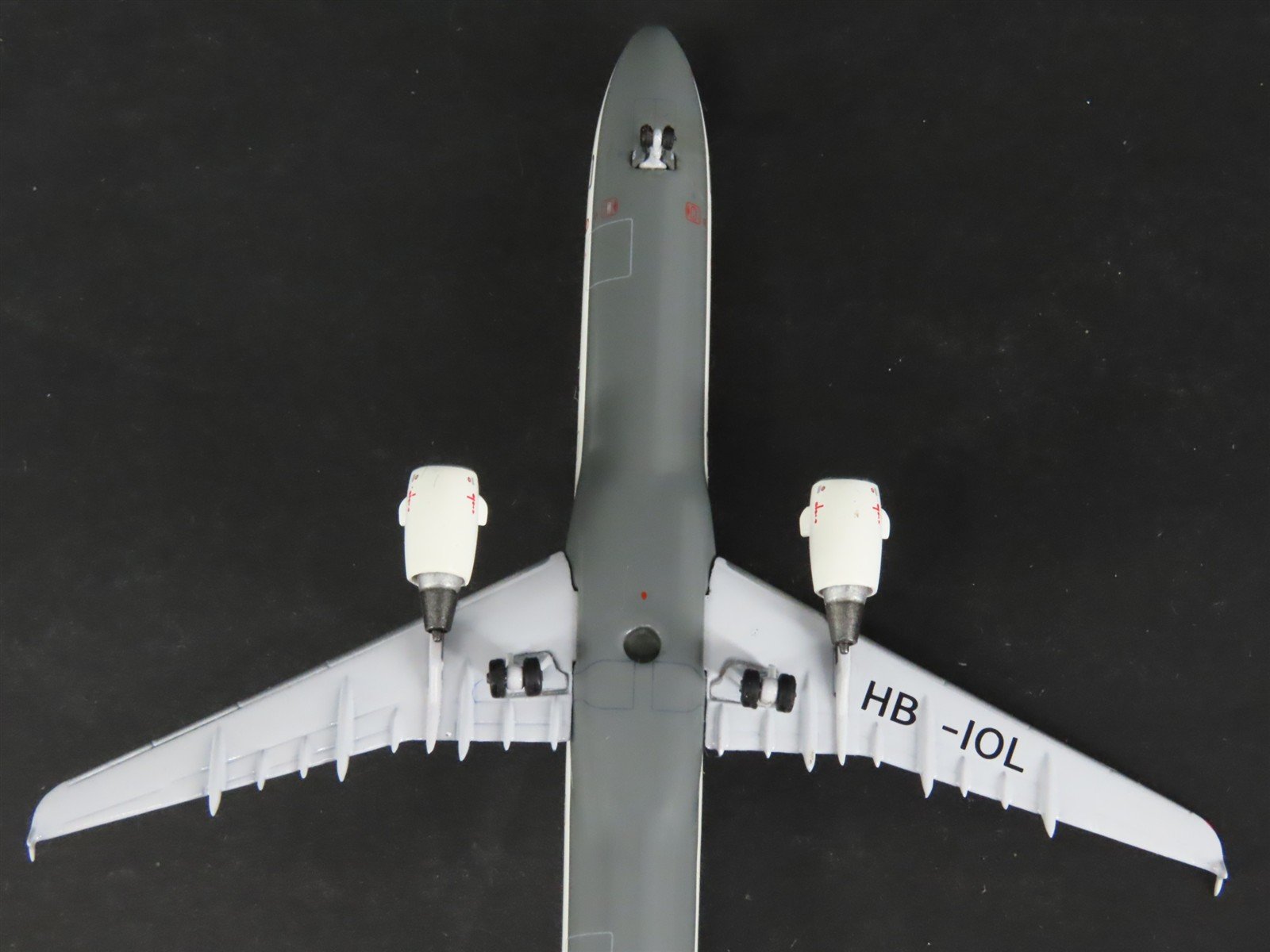 1:400 Scale AeroClassics Baby-Bus Die-Cast Swissair Airbus A-321 Airliner HB-IOL