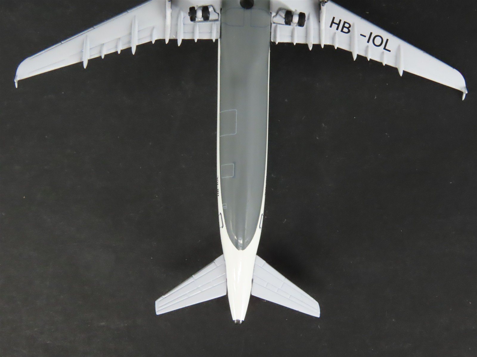 1:400 Scale AeroClassics Baby-Bus Die-Cast Swissair Airbus A-321 Airliner HB-IOL