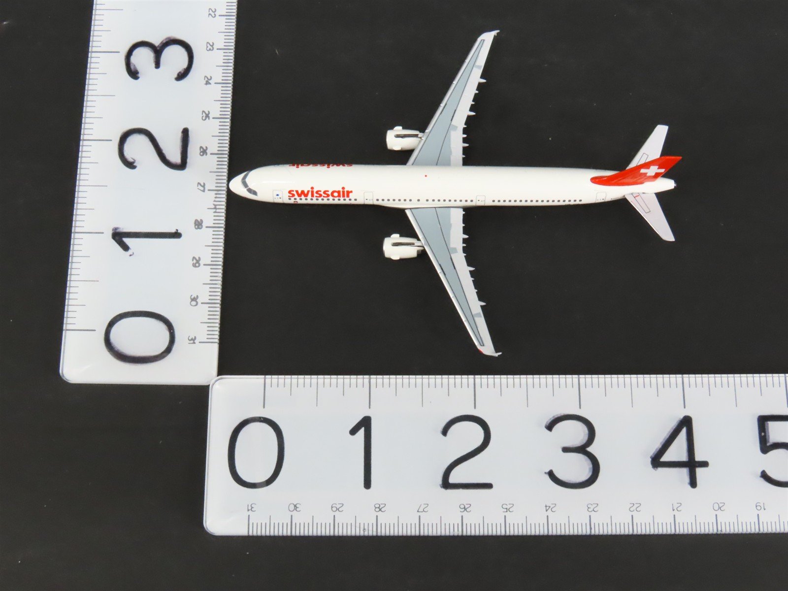 1:400 Scale AeroClassics Baby-Bus Die-Cast Swissair Airbus A-321 Airliner HB-IOL