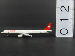 1:400 Scale AeroClassics Baby-Bus Die-Cast Swissair Airbus A-321 Airliner HB-IOL