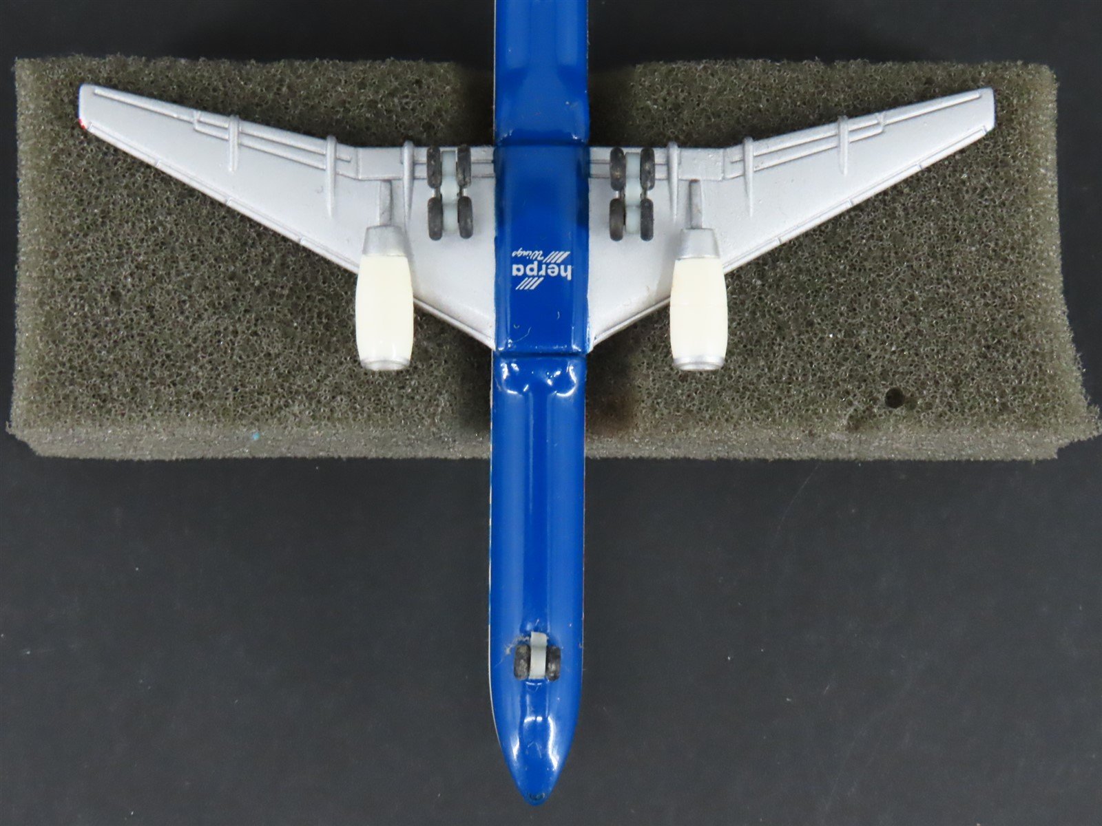 1:500 Scale Herpa 503822 Die-Cast Balair Boeing 757-200 Aircraft HB-IHS