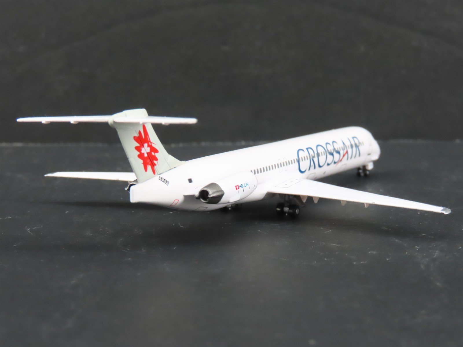 1:400 Dragon Wings Die-Cast Crossair McDonnell Douglas MD-83 Aircraft HB-IUH