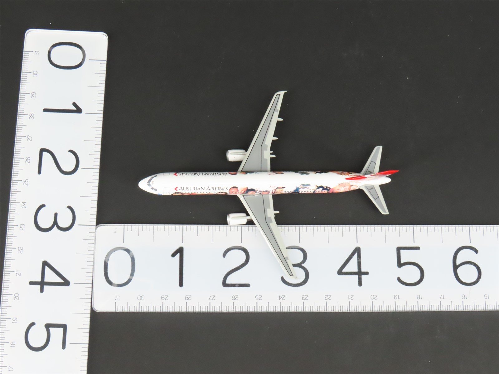 1:400 Scale Dragon Wings 55055 Die-Cast Austrian Airlines Airbus A321