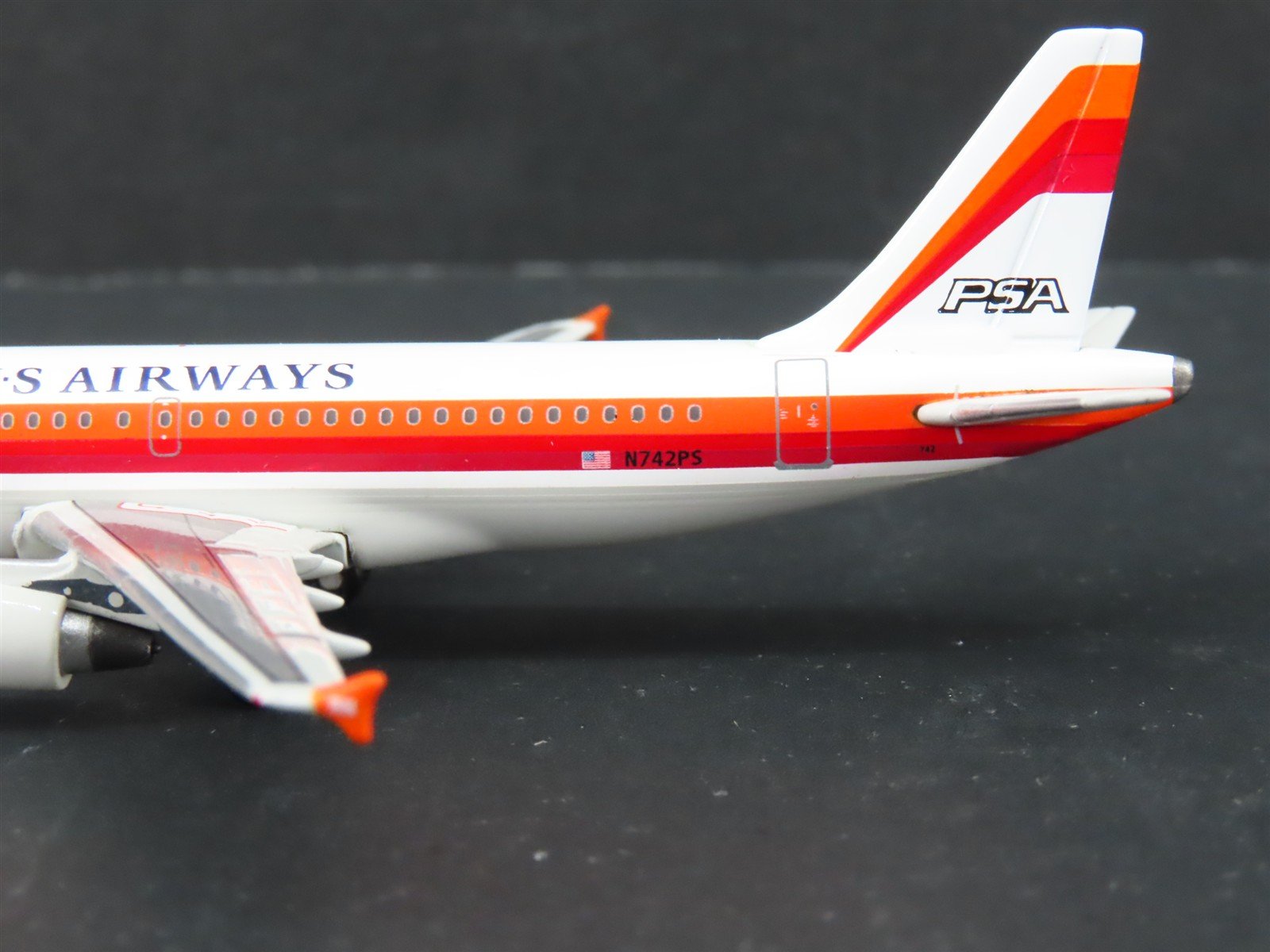 1:400 Scale GeminiJets GJPSA680 Die-Cast US Airways Airbus A319 Aircraft N742PS