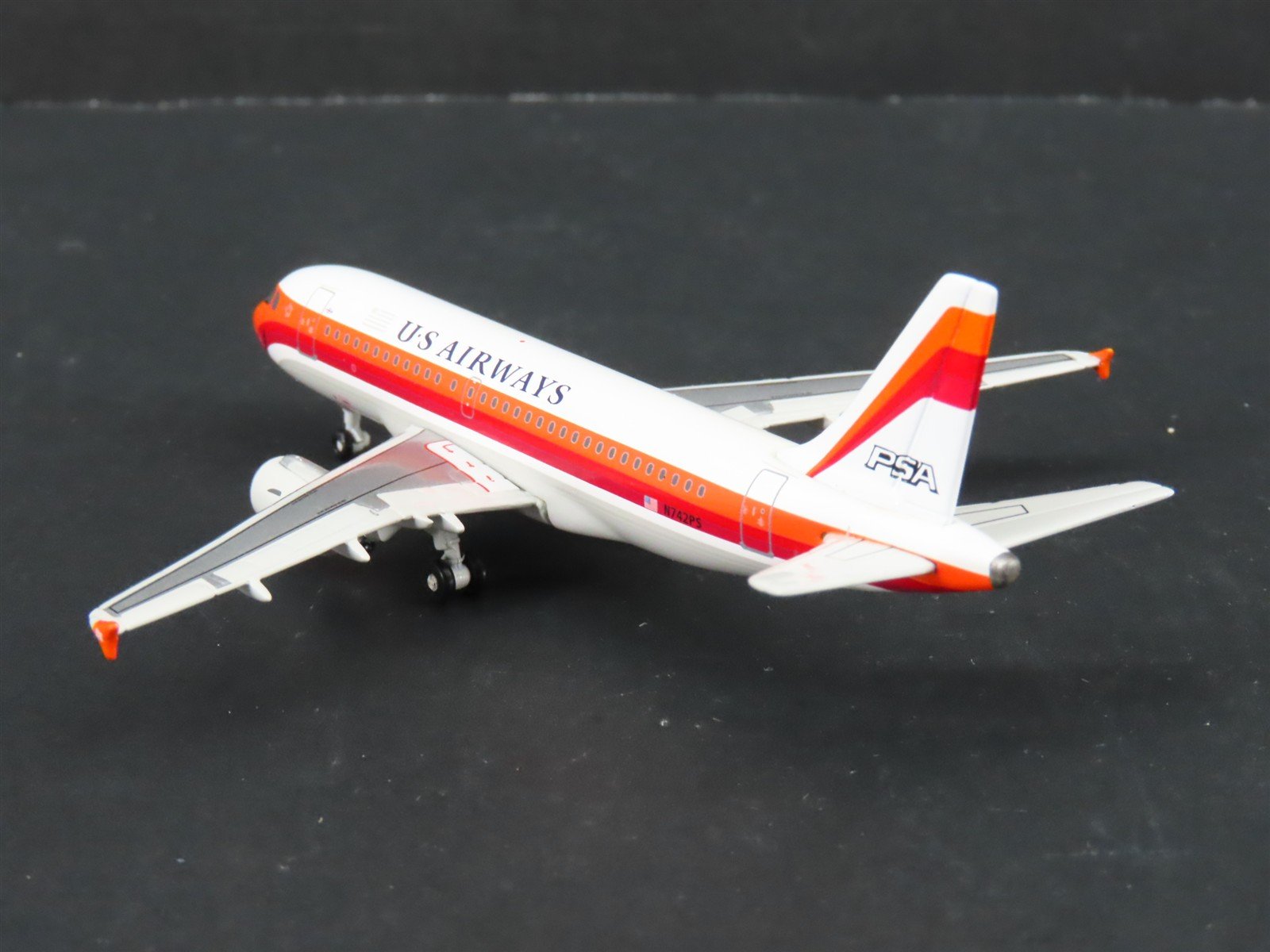 1:400 Scale GeminiJets GJPSA680 Die-Cast US Airways Airbus A319 Aircraft N742PS