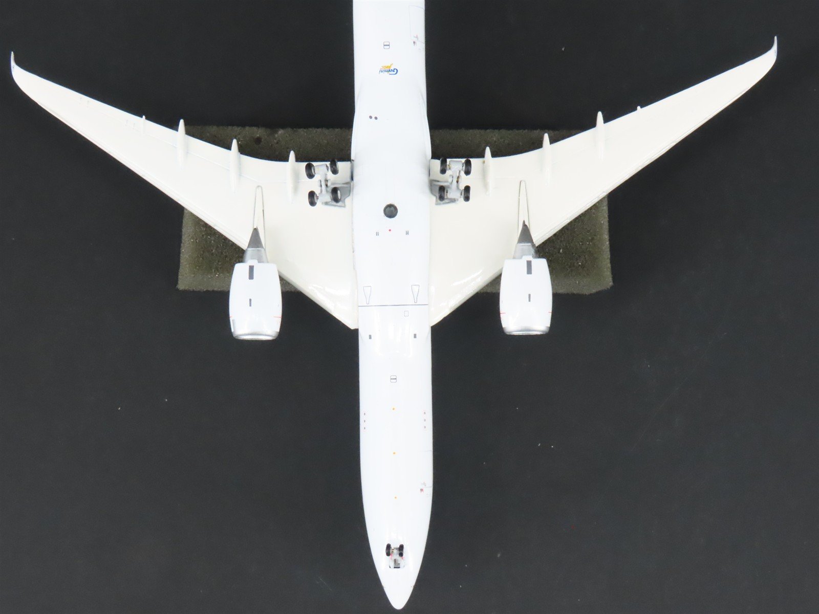 1:400 GeminiJets GJDLH1781 Die-Cast Lufthansa Airbus A350-900 Aircraft D-AIXN