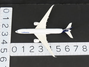 1:400 GeminiJets GJDLH1781 Die-Cast Lufthansa Airbus A350-900 Aircraft D-AIXN