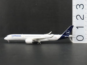 1:400 GeminiJets GJDLH1781 Die-Cast Lufthansa Airbus A350-900 Aircraft D-AIXN