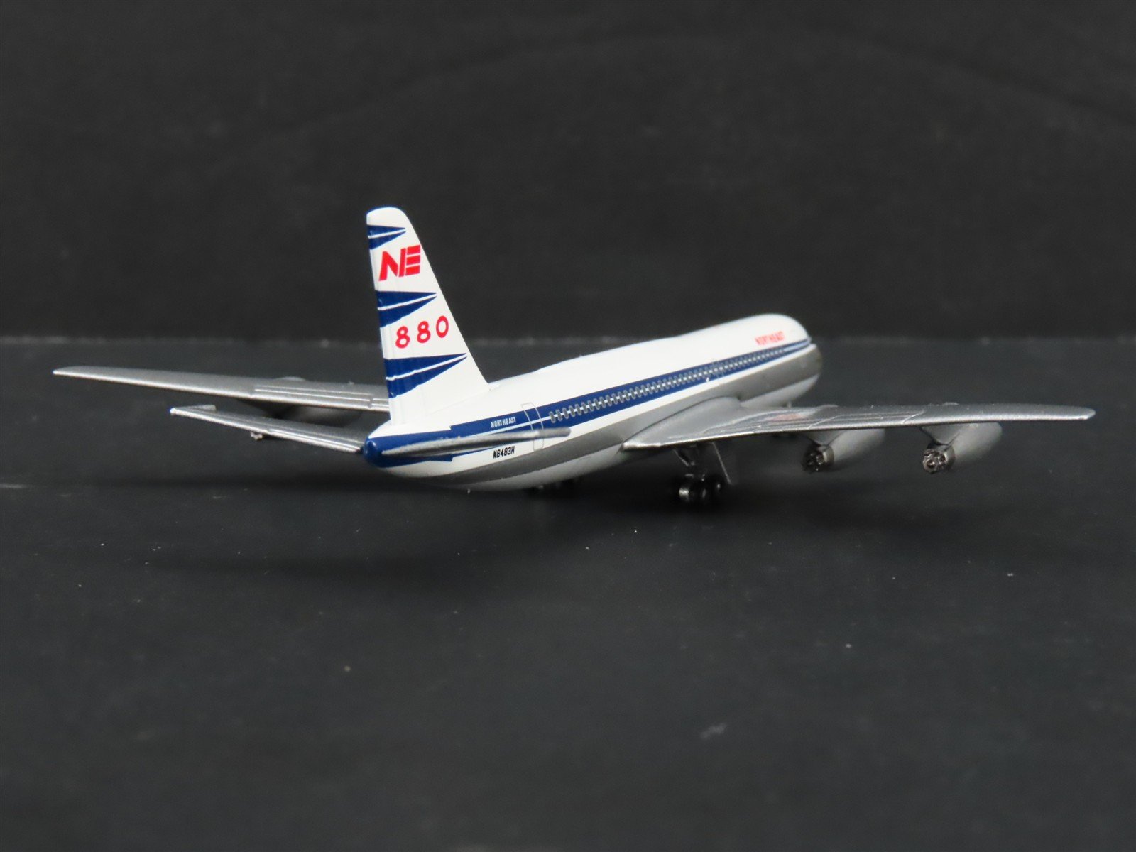 1:400 Scale AeroClassics Die-Cast Northeast Convair CV-880 Aircraft N8483H