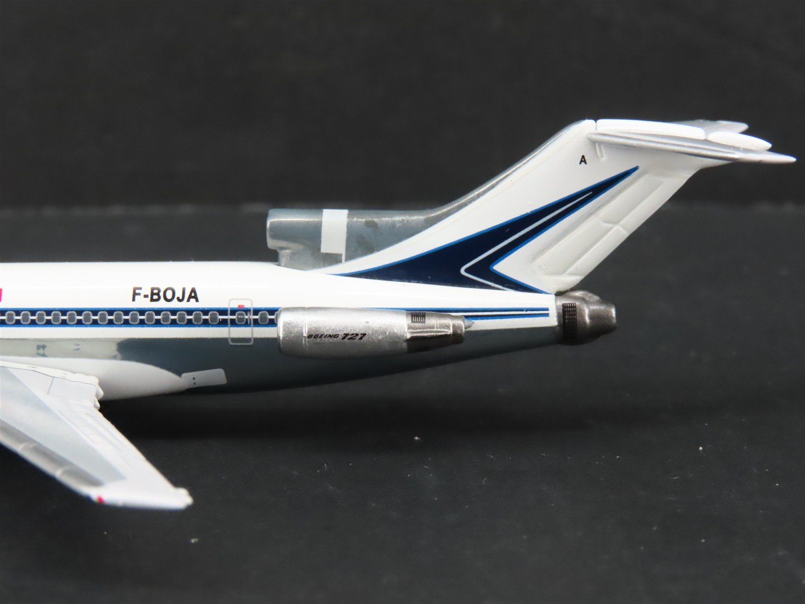 1:400 Scale EuroClassics Die-Cast Air France Boeing 727 Aircraft F-BOJA