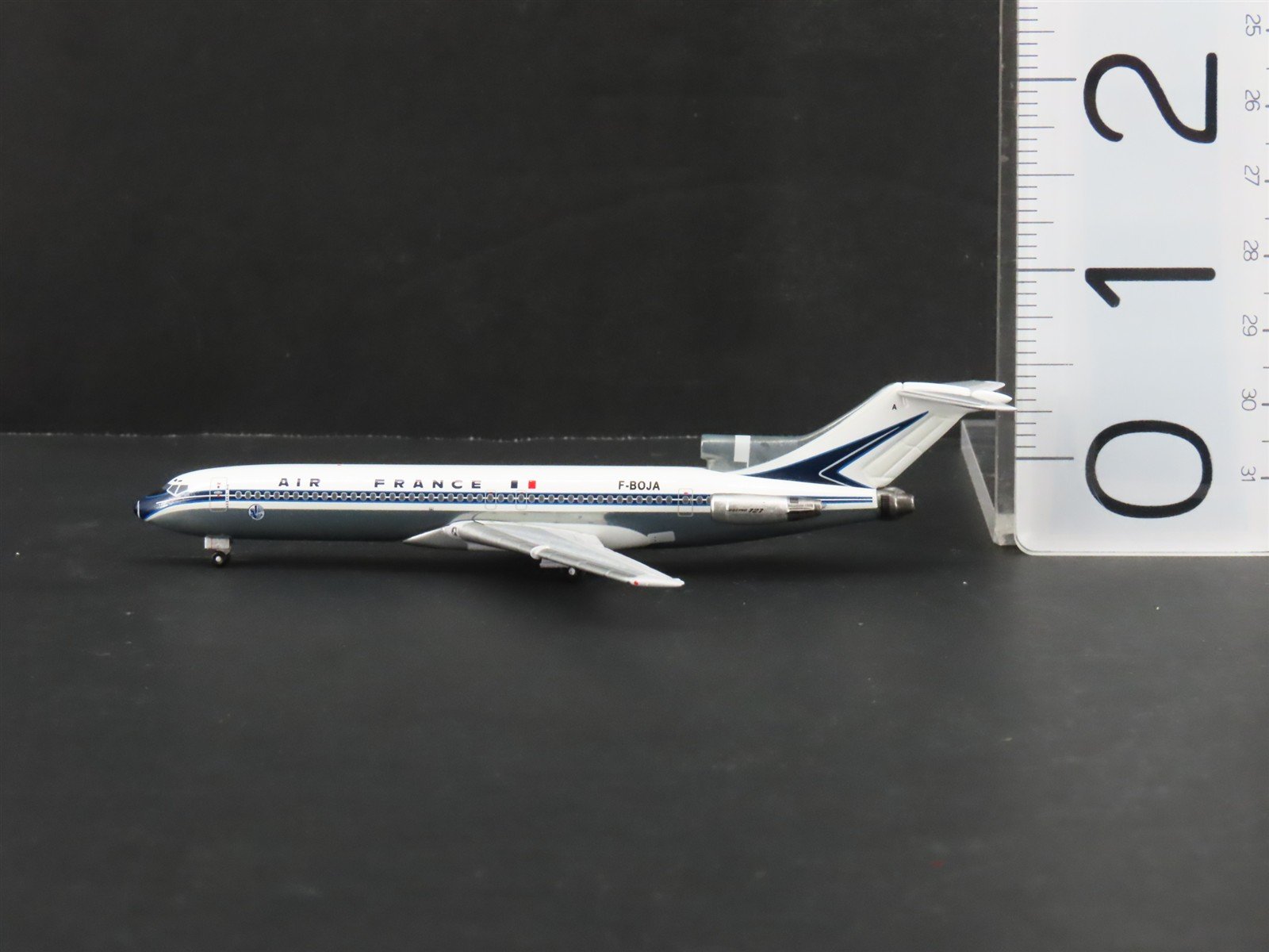 1:400 Scale EuroClassics Die-Cast Air France Boeing 727 Aircraft F-BOJA