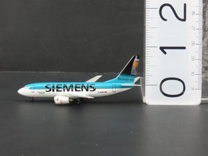 1:400 Scale Herpa 560382 Die-Cast Siemens Boeing 737-700 Aircraft D-AGEU