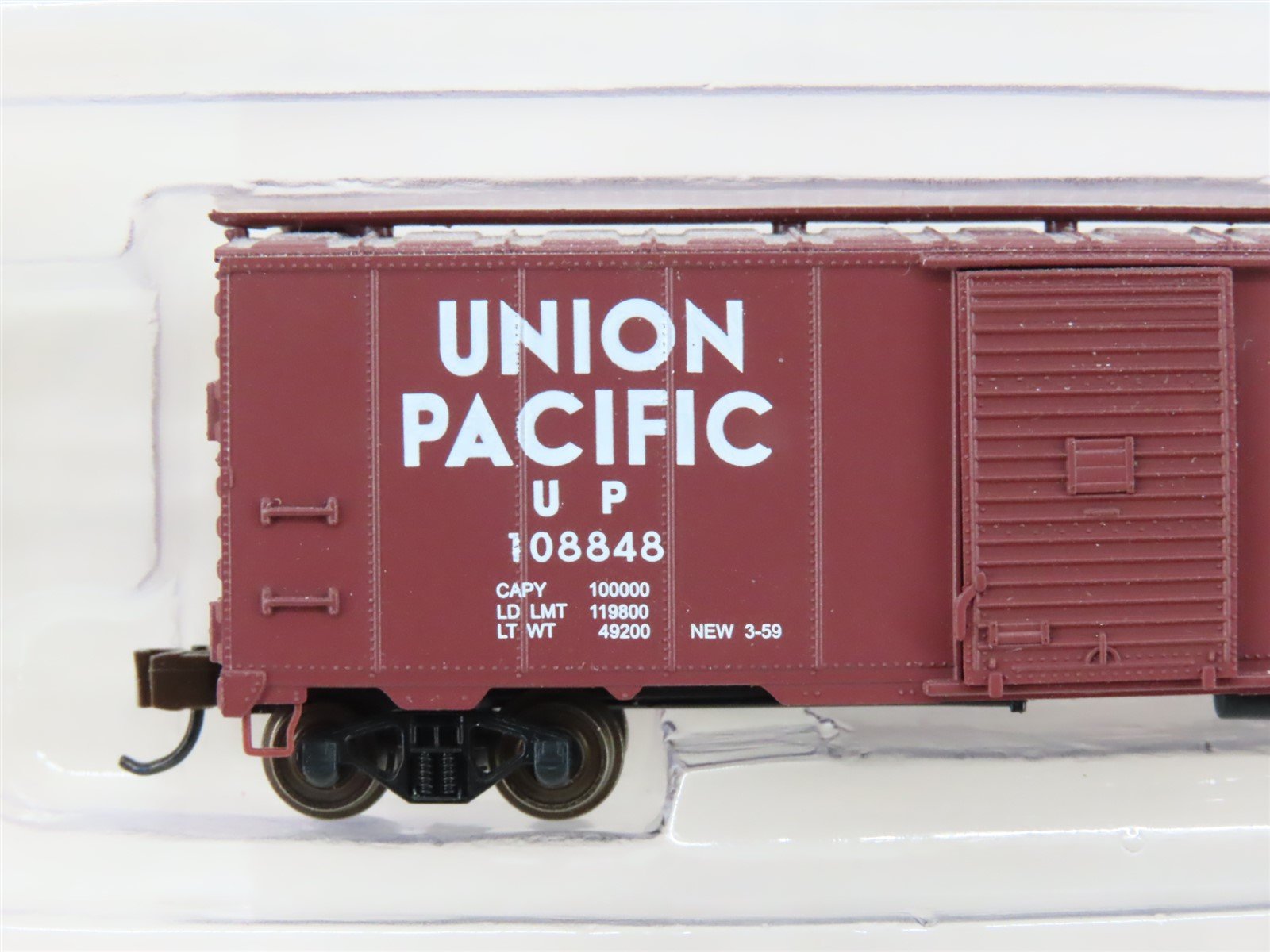N Scale Bachmann 17053 UP Union Pacific AAR 40' Steel Boxcar #108848