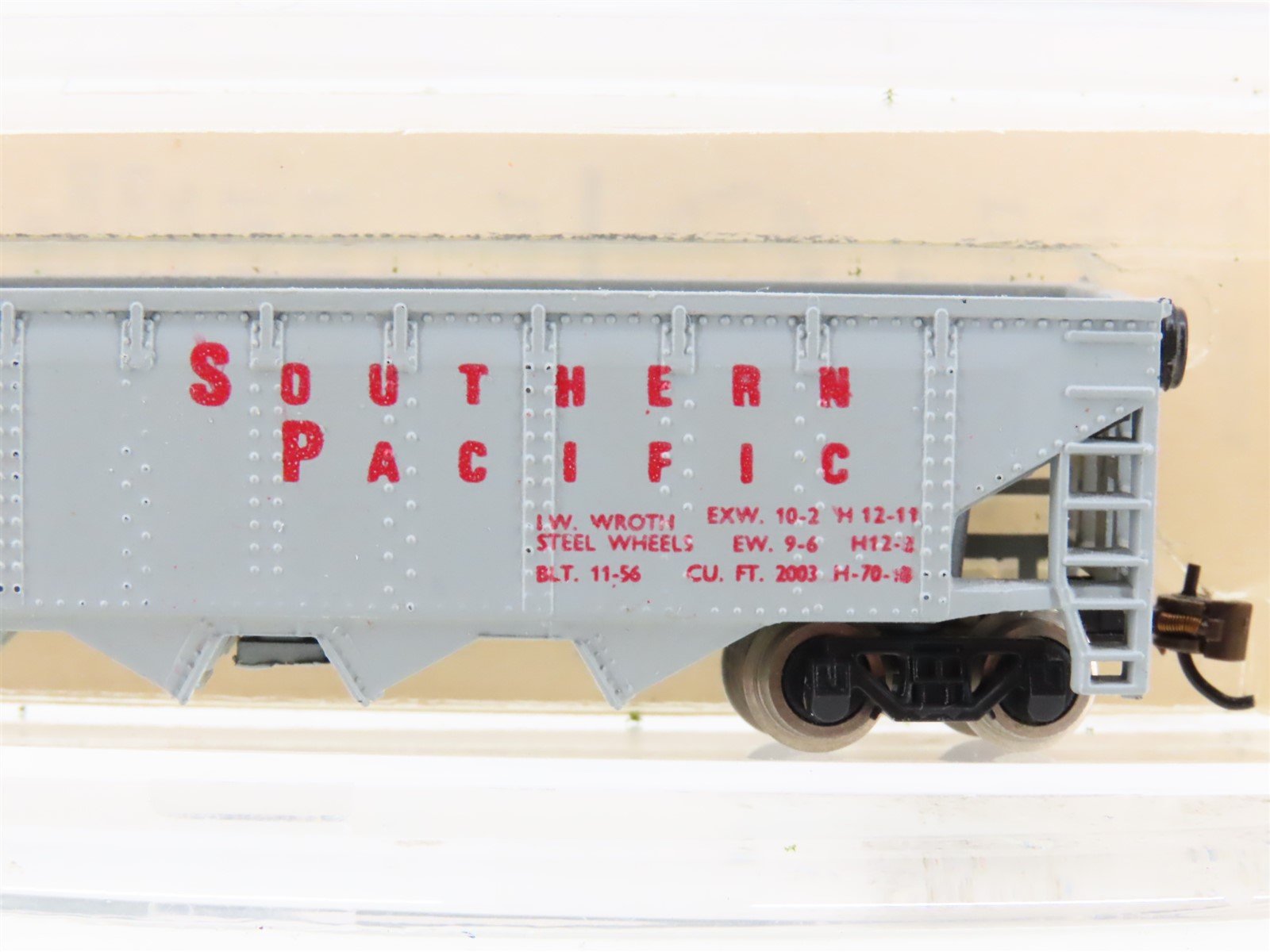N Scale Life-Like 5786C SP Southern Pacific 4-Bay Hopper Car #400055