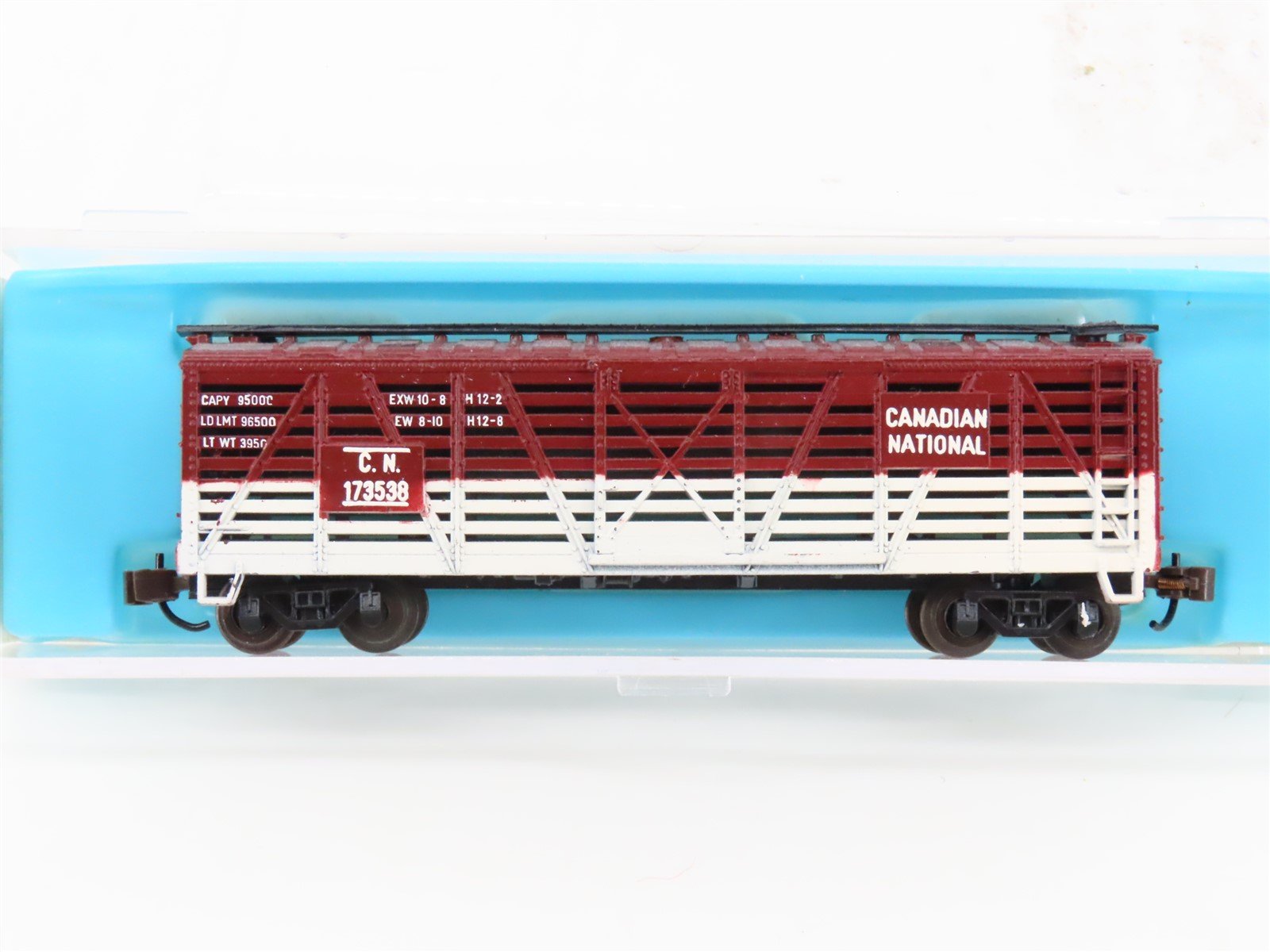 N Scale Atlas 2418 CN Canadian National 40' Stock Car #173538